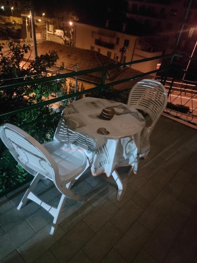 Casa Sanremo Tiziano Parking Gratis Spiaggia 15 Minuti A Piedi Exterior foto