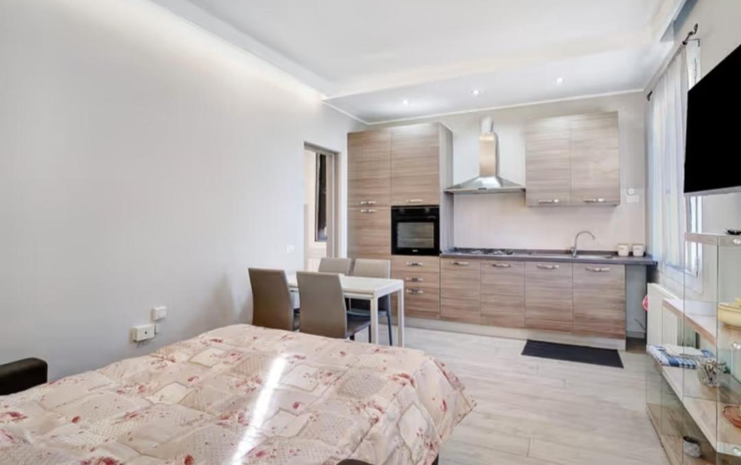 Casa Sanremo Tiziano Parking Gratis Spiaggia 15 Minuti A Piedi Exterior foto