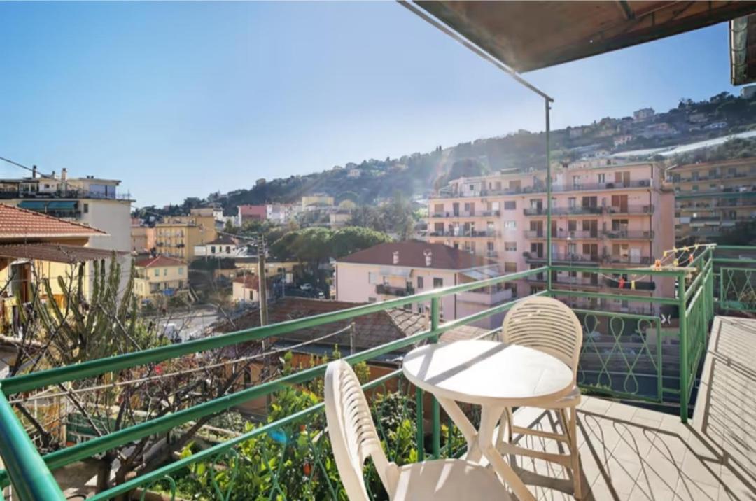 Casa Sanremo Tiziano Parking Gratis Spiaggia 15 Minuti A Piedi Exterior foto
